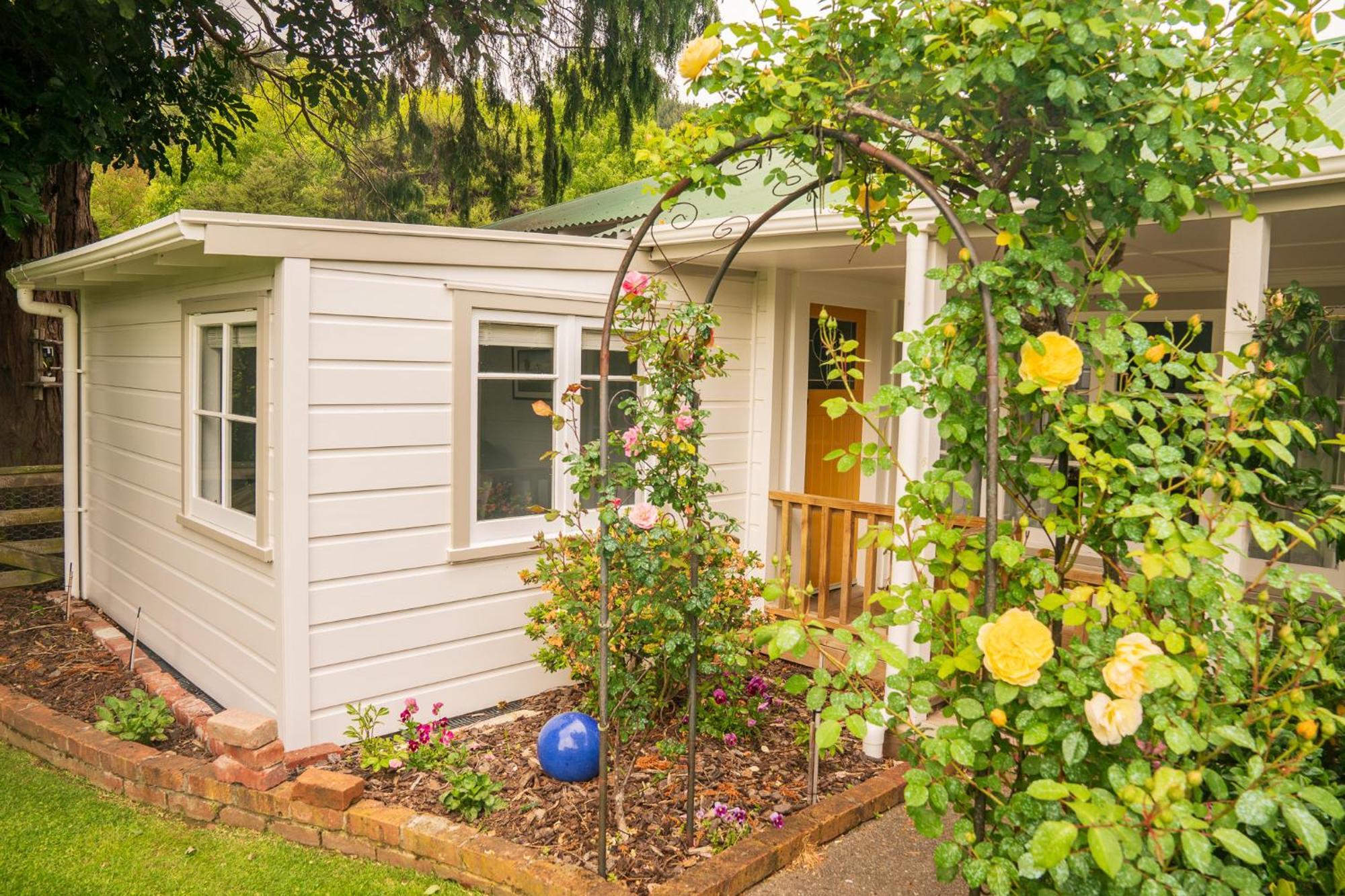 Birdsong Cottage Paraparaumu Exterior photo