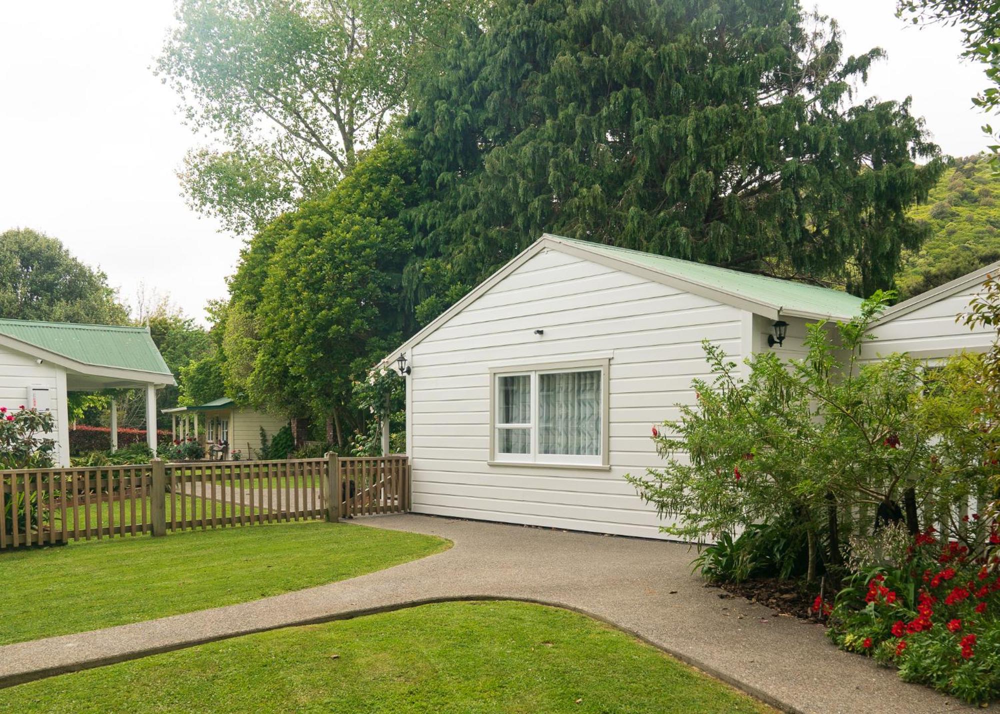 Birdsong Cottage Paraparaumu Exterior photo