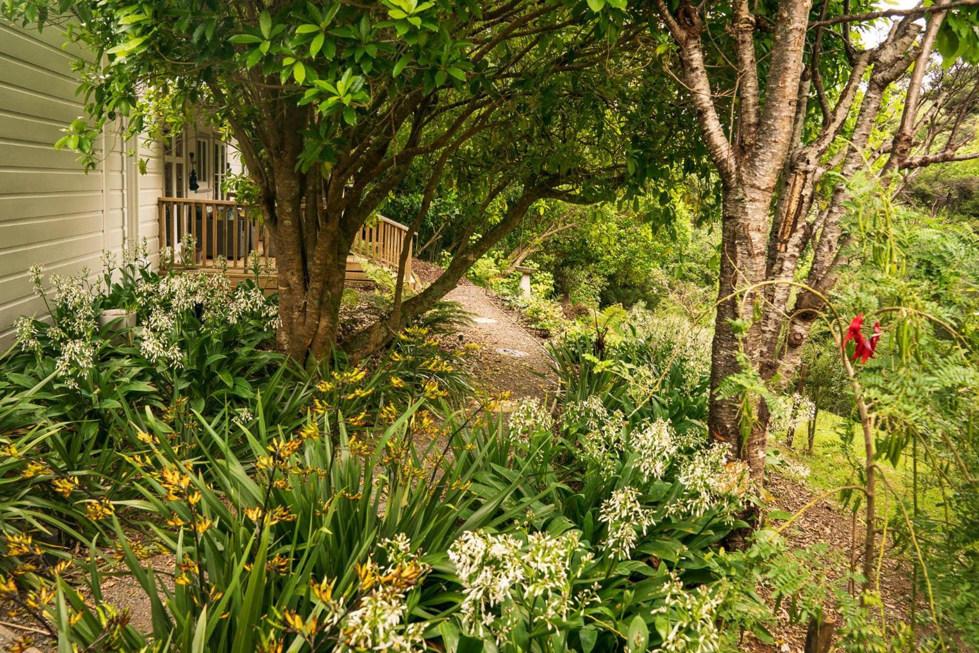 Birdsong Cottage Paraparaumu Exterior photo